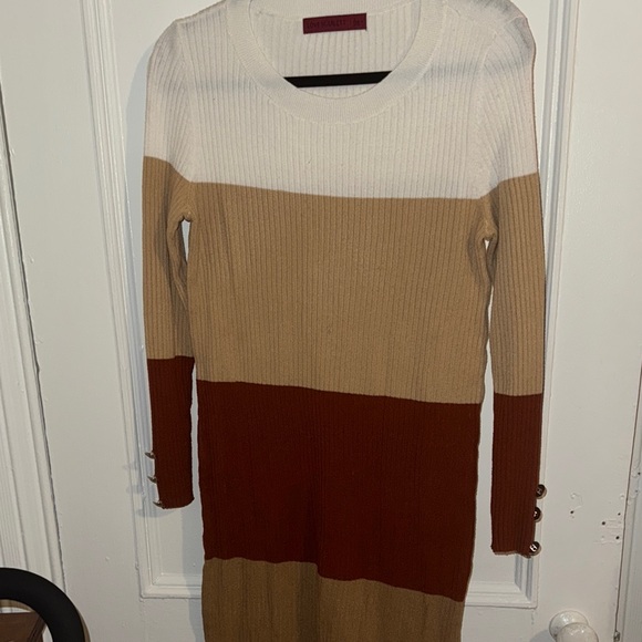Colorblock Ribbed Knit Dress - Picture 3 of 6